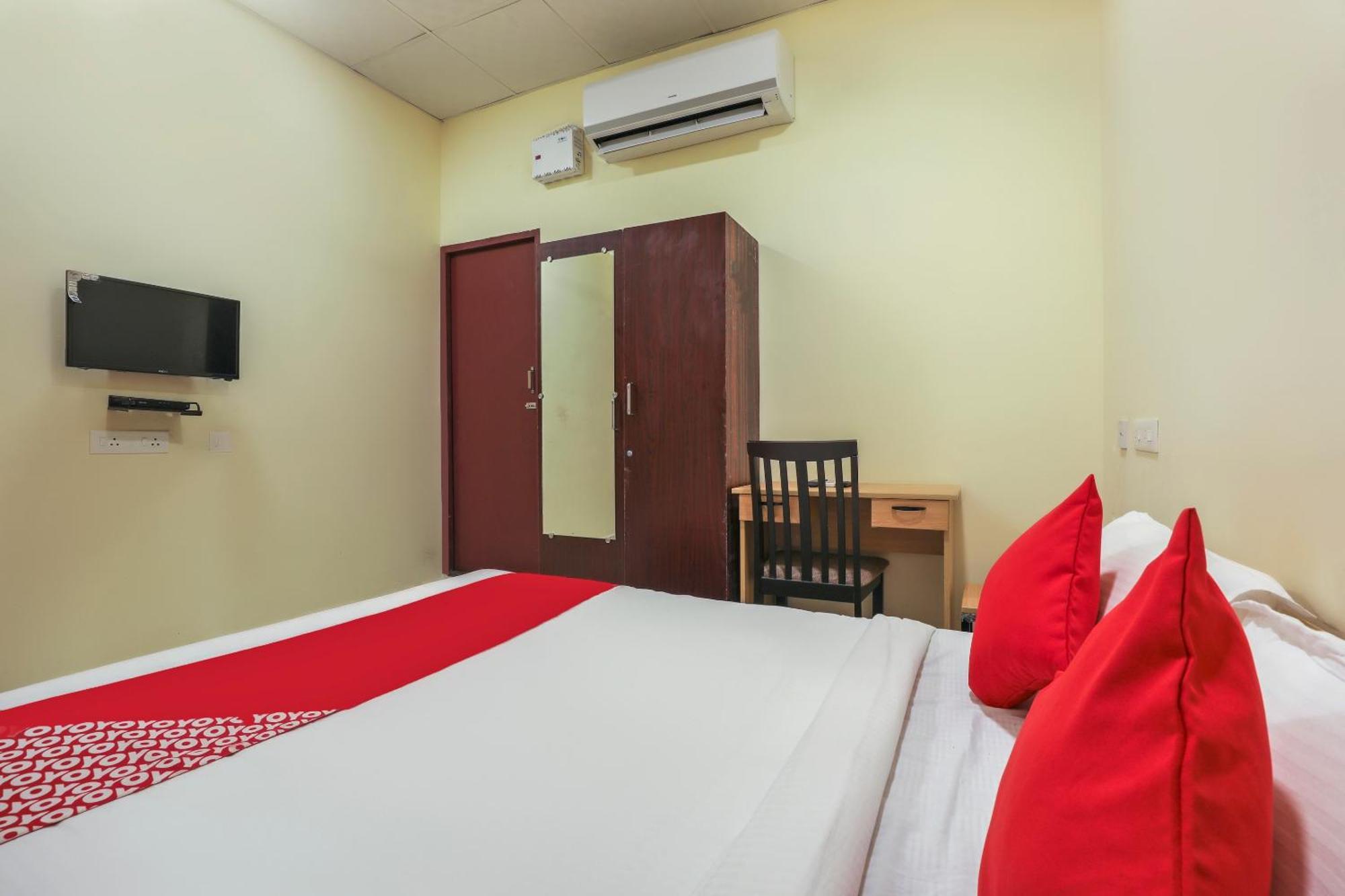 Hotel O Om Sakthi Hotel Puducherry Zewnętrze zdjęcie
