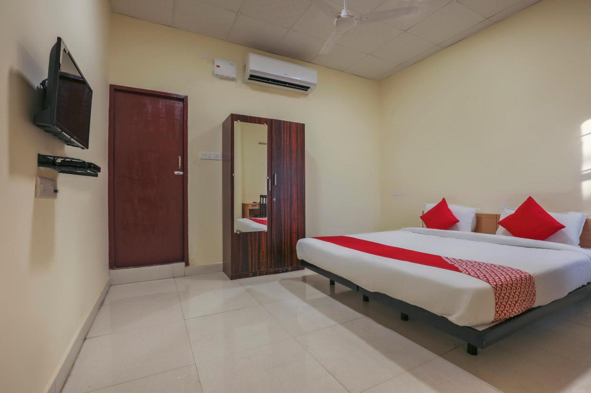 Hotel O Om Sakthi Hotel Puducherry Zewnętrze zdjęcie
