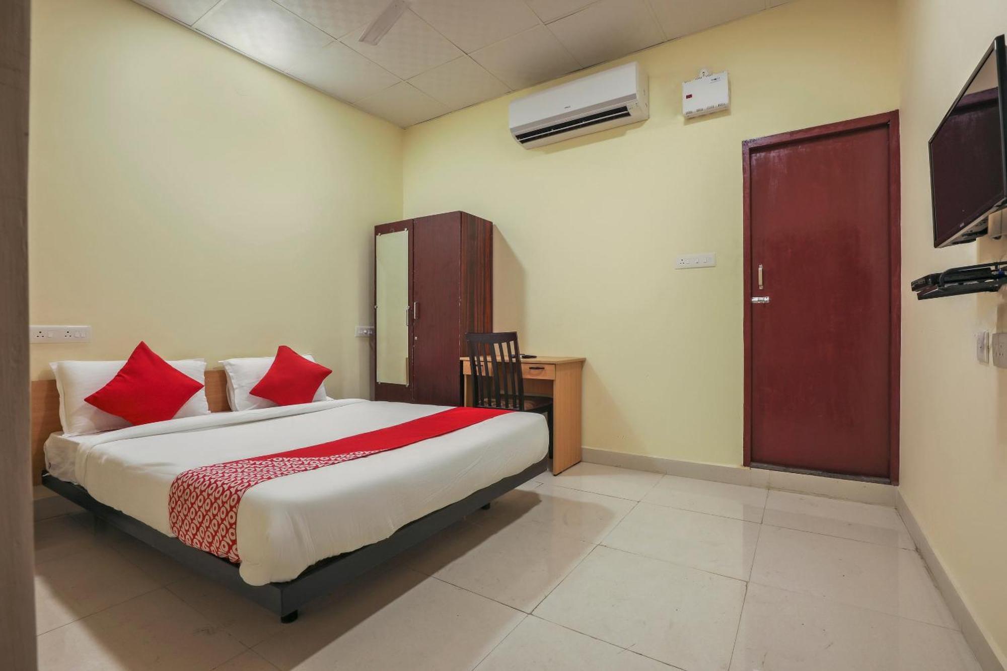 Hotel O Om Sakthi Hotel Puducherry Zewnętrze zdjęcie