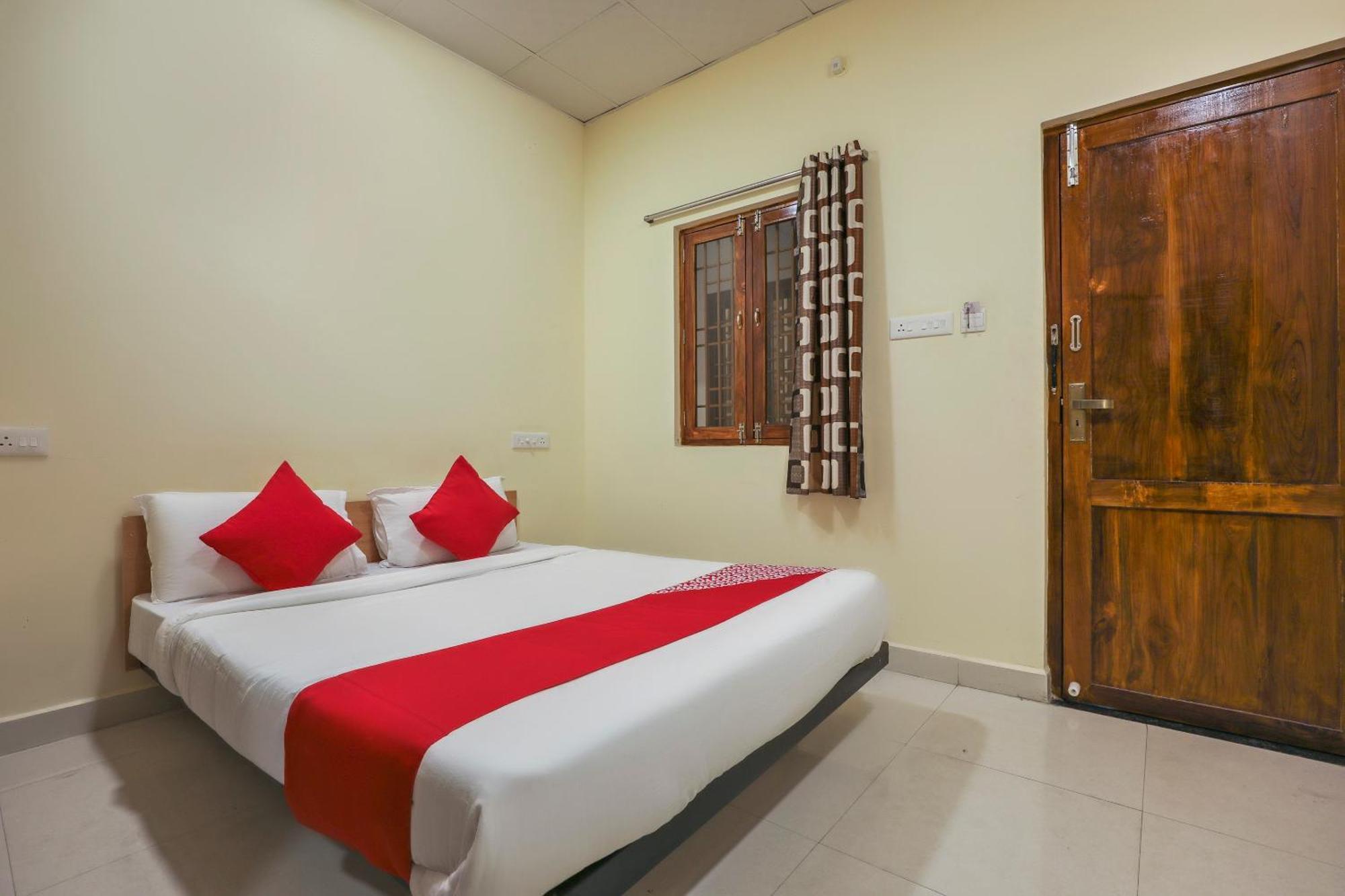 Hotel O Om Sakthi Hotel Puducherry Zewnętrze zdjęcie