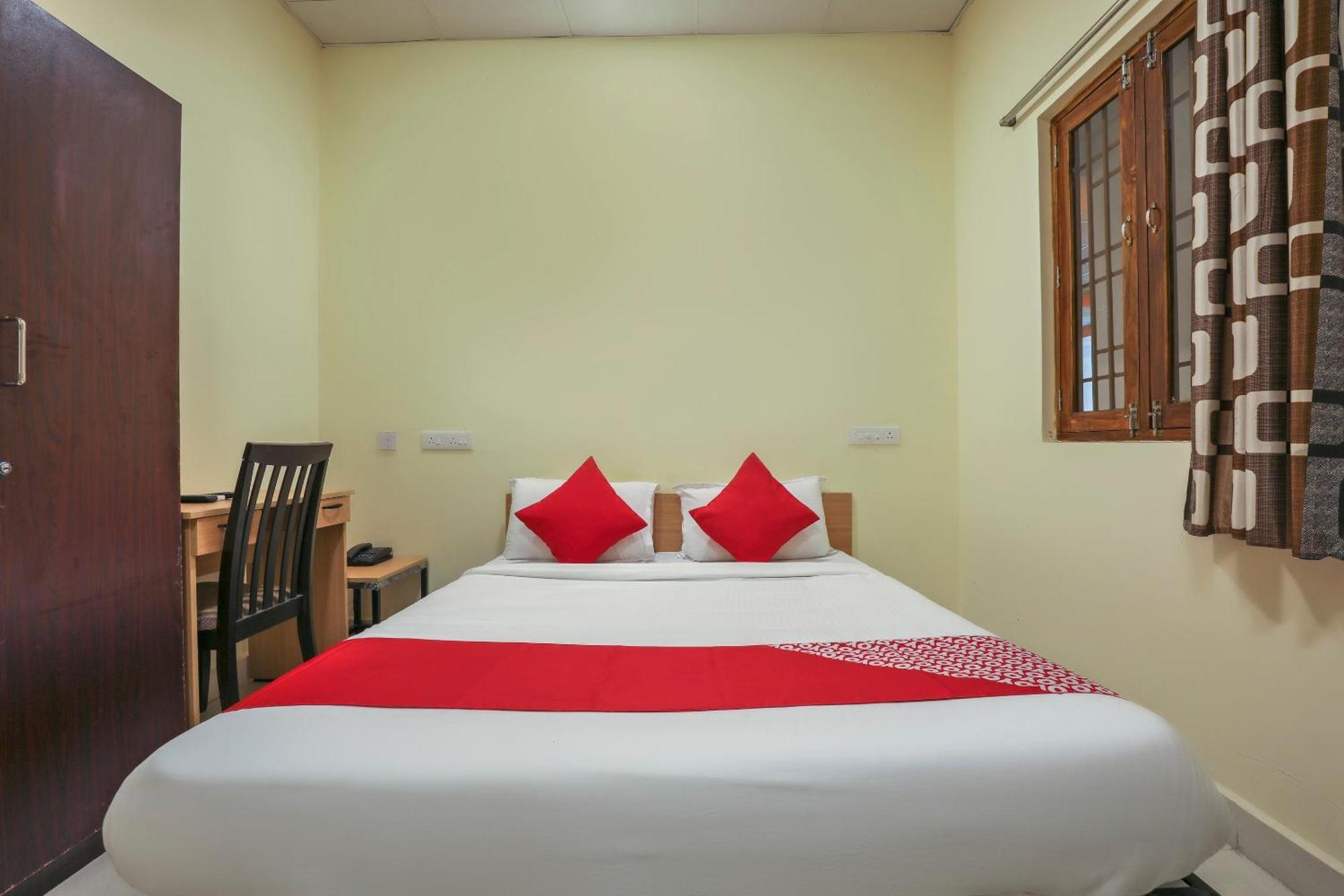 Hotel O Om Sakthi Hotel Puducherry Zewnętrze zdjęcie